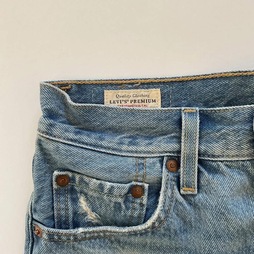 Levi’s Premium Luxor Light Destructed 501 Shorts